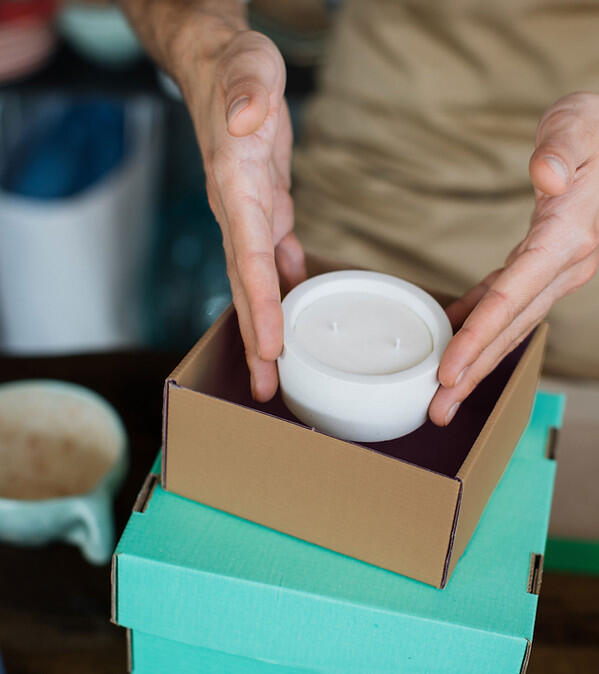 香薰蠟燭包裝圖 香薰蠟燭包裝設計營造高貴實用嘅效果